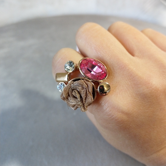 NEW STATEMENT RING - Picture 5 of 7